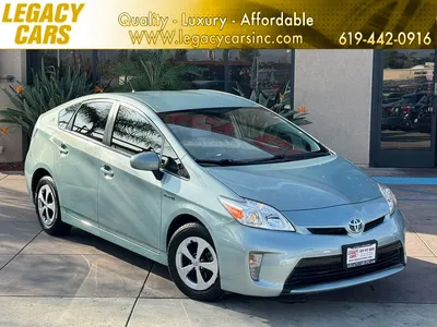 Toyota Prius 2015-2022 Dimensions Side View