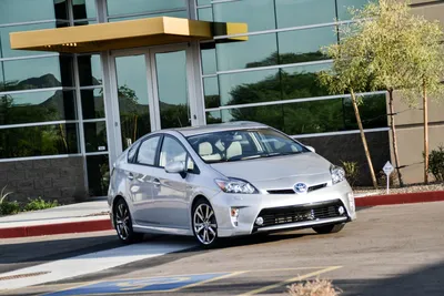 First Drive: 2015 Toyota Prius Five – SIX SPEED BLOG