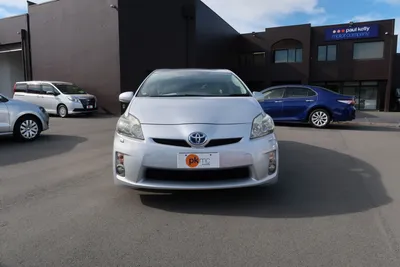 Toyota Prius 2012, Всех приветствую, вариатор, бензин