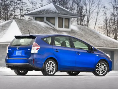 Купить Toyota Prius черный металлик 2015 года с пробегом 87000 км в г  Казань: кузов универсал, акпп, передний привод, гибрид, правый руль,  отличное состояние