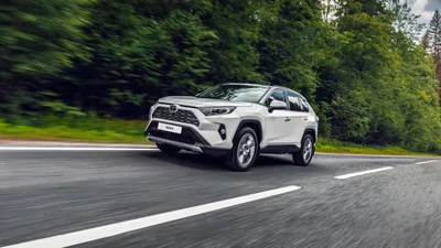 Встречайте - полный эксклюзив Toyota RAV4 в оснащении аэродинамическим  обвесом от Renegade Design. Вид сзади впечатляет: сбалансированный… |  Instagram