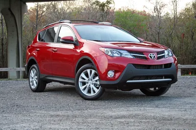 Editors' Choice: 2015 Toyota RAV4 AWD Limited | Driving