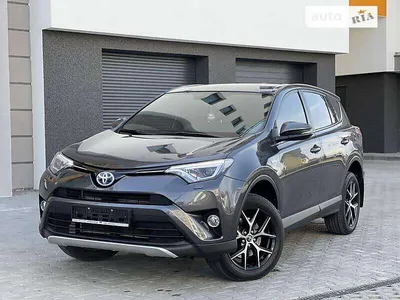 TOYOTA RAV4. СТАРОСТА КЛАССА