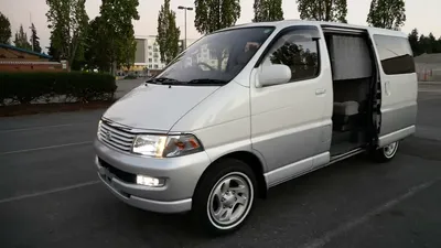 1997 Toyota Hiace Regius. Start Up, Engine, and In Depth Tour. - YouTube