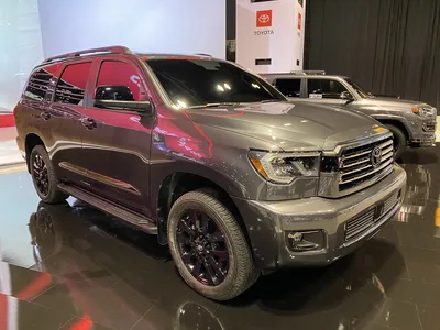 Toyota Sequoia “Shadow Line” Hunkers Down on Contrasting Aftermarket Wheels  - autoevolution