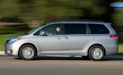 2011 Toyota Sienna Limited (photos) - CNET