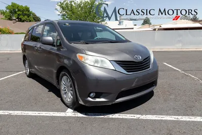 2011 Toyota Sienna SE with 20x9 Ferrada FR2 and Toyo Tires 245x40 on Stock  Suspension | 1281405 | Fitment Industries