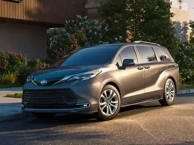 Toyota Sienna Is Our Minivan Best Buy of 2024 - Kelley Blue Book