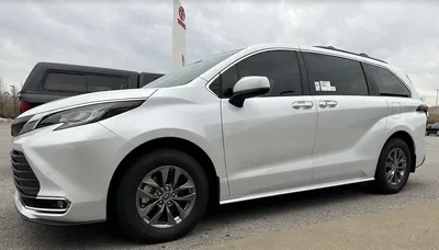 2022 Toyota Sienna Woodland Edition: The Go-Anywhere Minivan? | Cars.com
