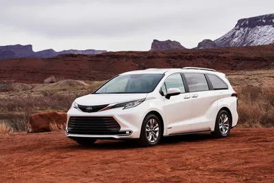 2021 Toyota Sienna Hybrid Test Drive And Review: Minivan Muscle
