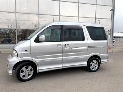 Сравнение Honda Mobilio Spike и Toyota Sparky по характеристикам, стоимости  покупки и обслуживания. Что лучше - Хонда Мобилио Спайк или Тойота Спарки