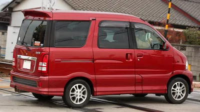 File:2002 Toyota Sparky 01.jpg - Wikimedia Commons