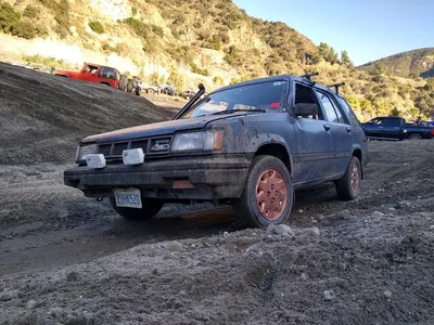 1988 Toyota Tercel Wagon Conquers Off-Road Trails - Videos