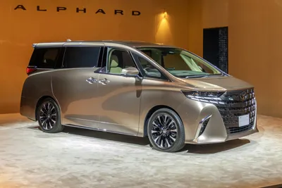 Toyota's Japanese Vans Are So Much Cooler Than Our Siennas - The Autopian