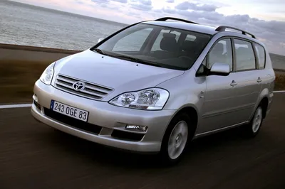 Toyota Verso (2007) - picture 10 of 14