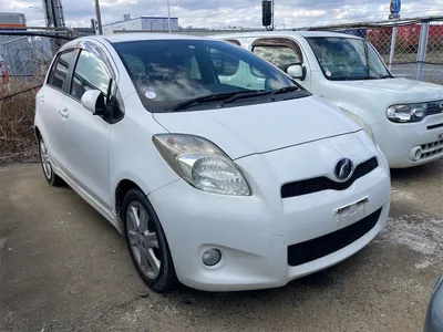 Toyota Vitz 2009, WHITE, 1490cc - Autocraft Japan