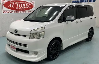 Used Toyota Voxy 2012 For Sale | CAR FROM JAPAN