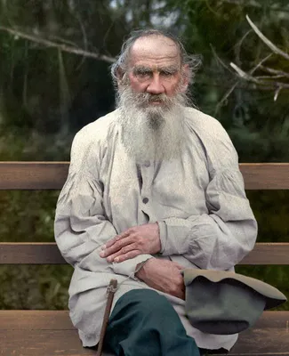 Лев Николаевич Толстой со своим конём в Ясной Поляне | Пикабу
