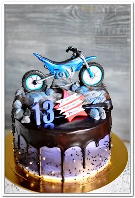 Фотография торта мотоцикла в HD качестве