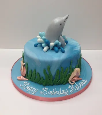 Торт с дельфином