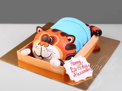 3D торт в виде кошки с розой 07081919 стоимостью 6 640 рублей - торты на  заказ ПРЕМИУМ-класса от КП «Алтуфьево»