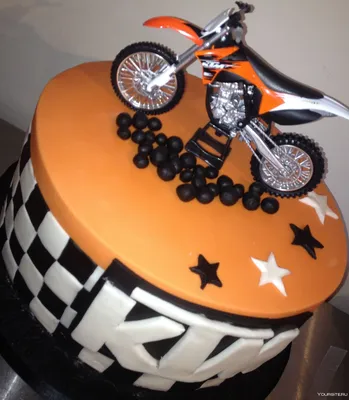 Full HD изображение торта в виде мотоцикла для обоев