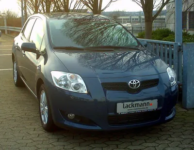 File:Toyota Auris -2008(2).jpg - Wikimedia Commons
