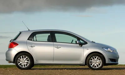 Toyota Auris (2008) - picture 15 of 33