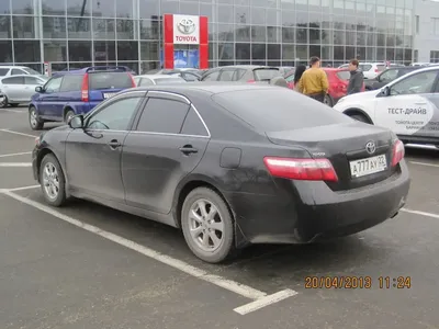 В Україні знайшли седан Toyota Camry 40 з пробігом 83 км (ФОТО). Читайте на  UKR.NET