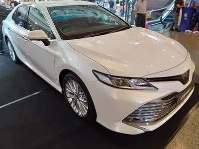 Toyota Camry белая - Машины - Каталог