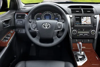 Toyota Camry 2019 год, 2.5л., Привет камриводам, бензин, 181 л.с.