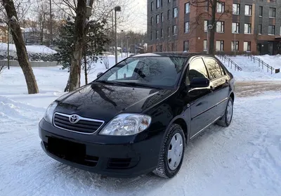 Черный Toyota Corolla 2005 года с пробегом по цене 420 000 руб. в  Новосибирске