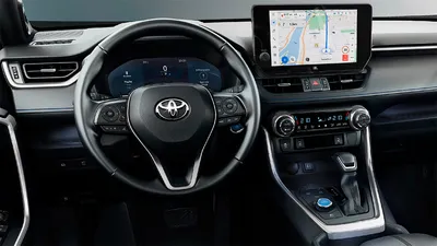 Toyota Corolla Cross: ниже RAV4, крупнее и практичнее, чем C-HR