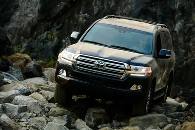 This Is The US-Spec 2016 Toyota Land Cruiser [49 Photos] | Carscoops