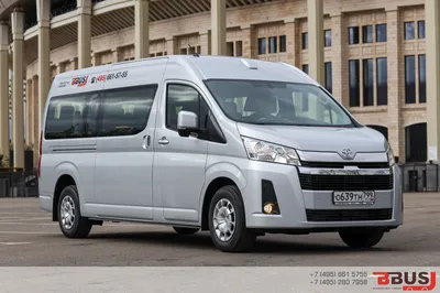 Трансфер и аренда микроавтобуса Toyota Hiace 9/12 мест серебряного цвета,  2020-2022 года с водителем