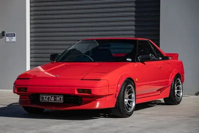 For Sale: The \"Poor Man's Ferrari\" – A Toyota MR2 Rebuilt By The Skid  Factory