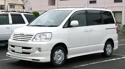 Toyota Noah - specifications, description, photos.