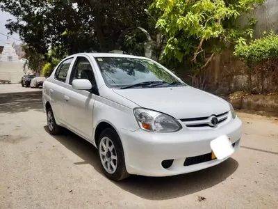 Used Toyota Platz SCP11 2005 for sale in Japan - 680581