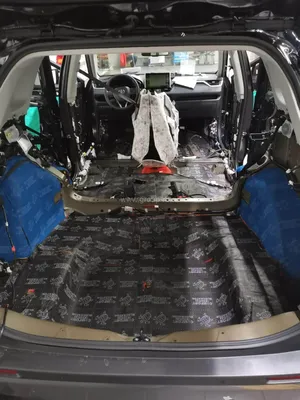 Toyota RAV 4 Перетяжка салона автомобиля