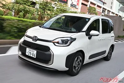 Фото Toyota Sienta, подборка фотографий Тойота Сиента — фотоальбом  автомобилей Autodmir.ru (Автомобили и Цены).