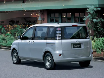 Представлен микровэн Toyota Sienta третьего поколения — Авторевю
