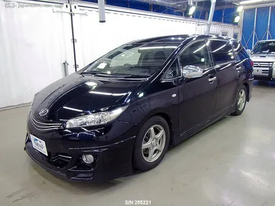 Toyota Wish 1.8S Monotone 2013 года выпуска. Фото 1. VERcity