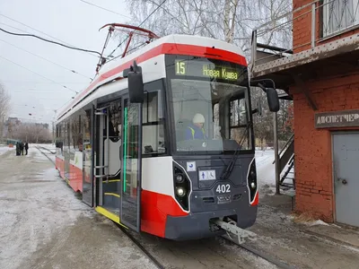 В Петербурге презентовали трамвай «Достоевский»