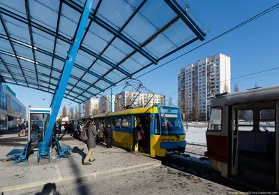 Трамваи в Киеве: жители столицы обозвали новый вагон Эталон TR3100 \"сапогом\"