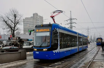 В Киеве не ездят трамваи на Троещине – на пересечении улиц Кибальчича и  Дашкевича трамвай сошел с рельсов – фото и видео | OBOZ.UA