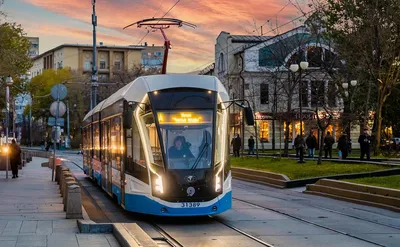 Собянин поделился планами обновления парка трамваев в Москве — РБК
