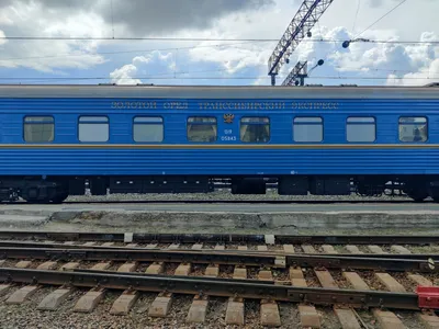 На железнодорожный вокзал города Навои прибыл очередной туристический  чартерный поезд