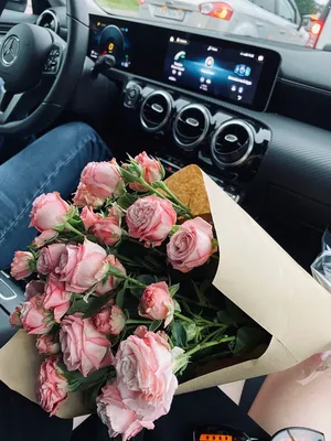 Белые розы \"CHANEL\" от 51 шт. за 11 590 руб. | Бесплатная доставка цветов  по Москве