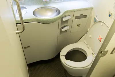 Туалет Boeing-737 Classic