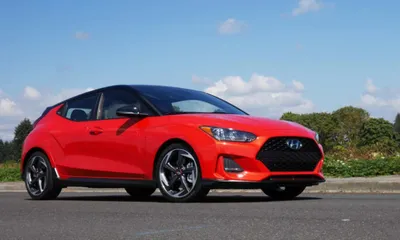 Hyundai veloster hatchback 1 6 gdi blue drive 4d hi-res stock photography  and images - Alamy